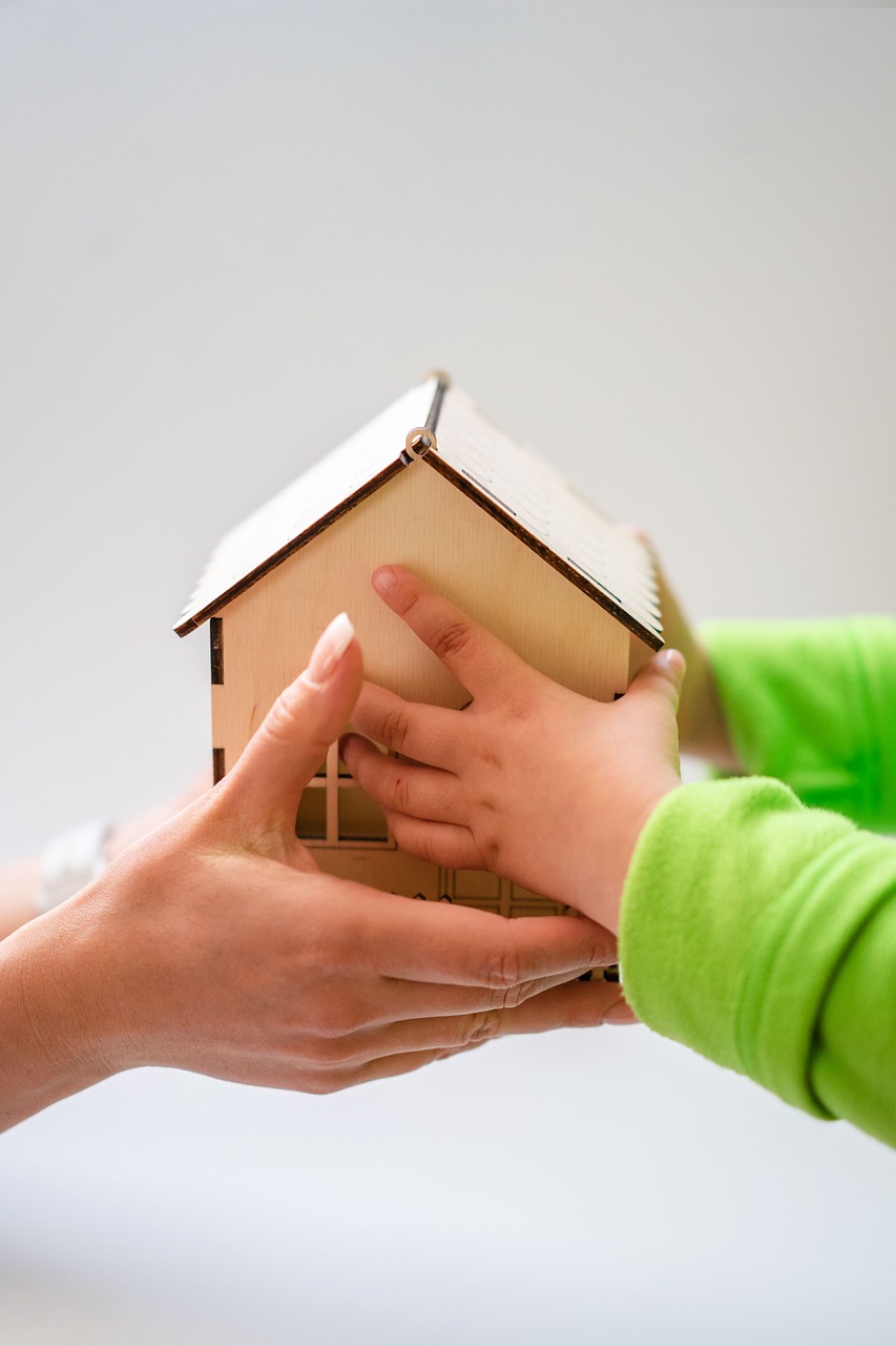 erfahren sie, wie sie eigenheim besitz erlangen können und welche schritte nötig sind, um ein haus zu kaufen. entdecken sie tipps zur immobilienfinanzierung, immobilienmarkttrends und die vorteile des eigenheims.