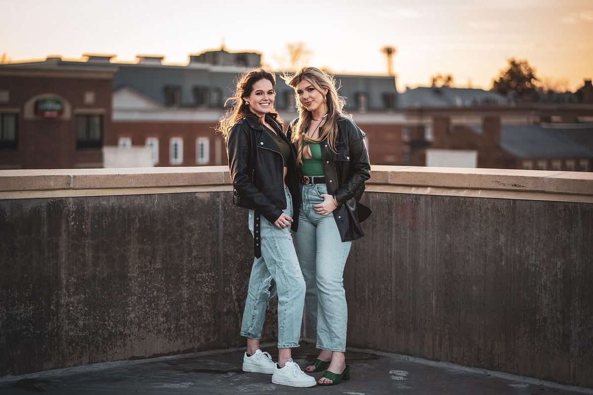 Frauenmode: Die neuesten Trends für einen eleganten Look