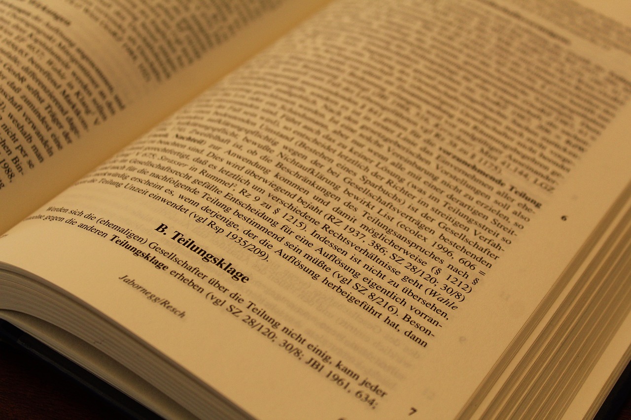 erfahren sie alles über das erbrecht in deutschland, von der gesetzlichen erbfolge bis zu testamenten und erbschaften. informieren sie sich über ihre rechte und pflichten als erbe und die verschiedenen möglichkeiten der vermögensübertragung.