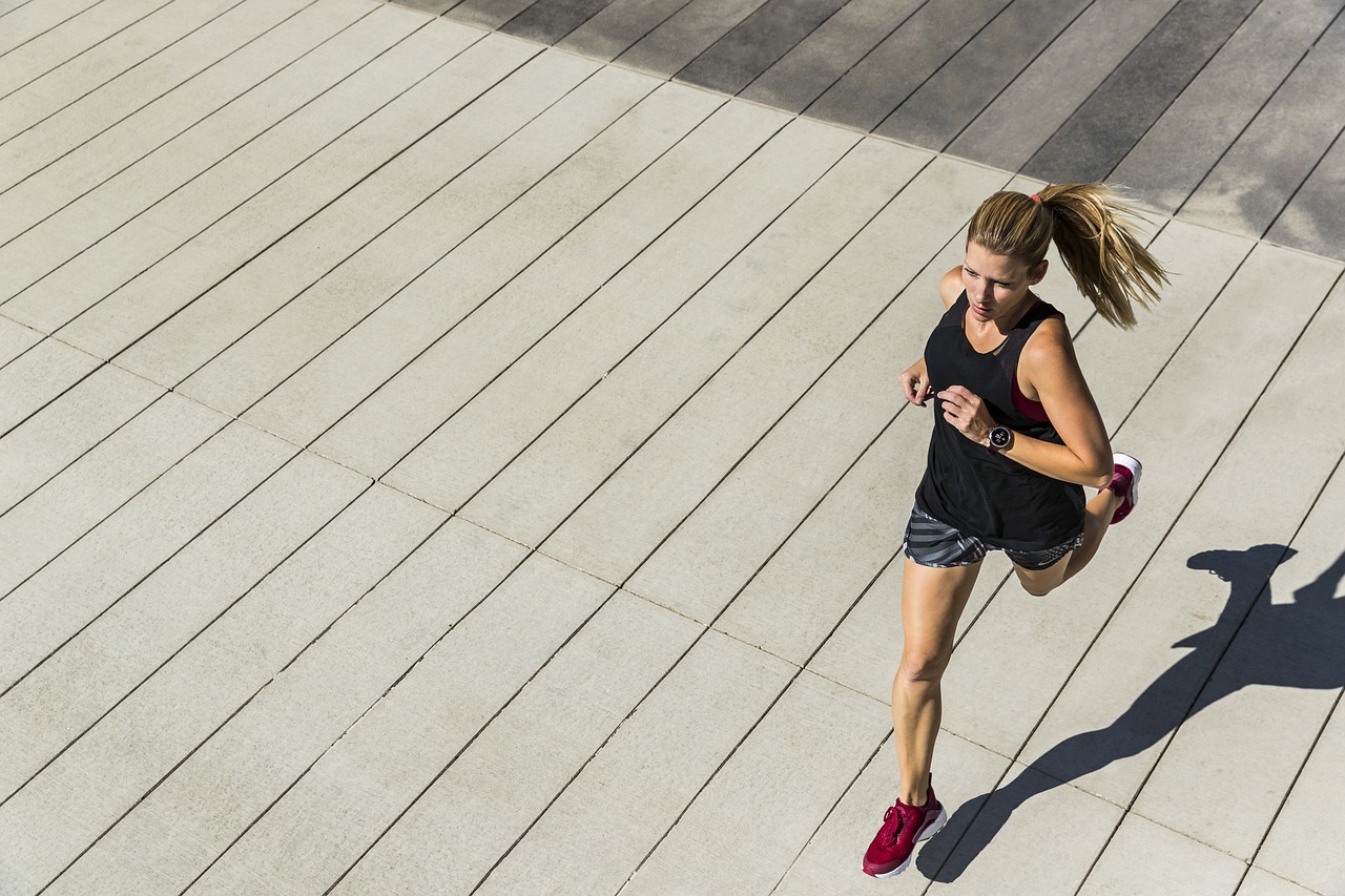 entdecken sie die welt des laufens: tipps, training, ausrüstung und motivation für läufer aller niveaus. starten sie ihre laufreise noch heute!